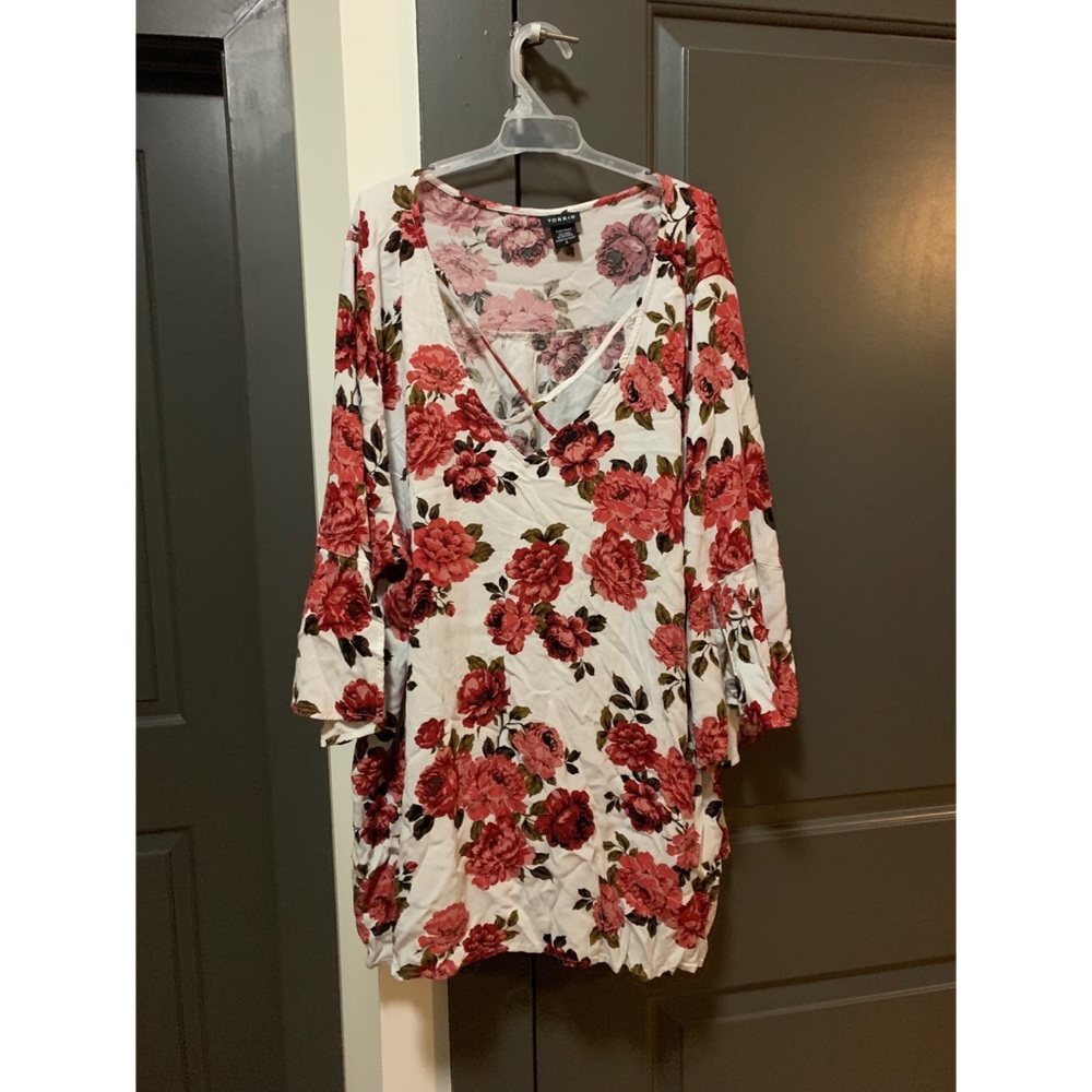 Torrid - Floral Top - Size 4